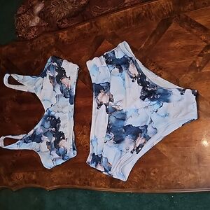 Plus size 2 piece high waisted 0xl EUC